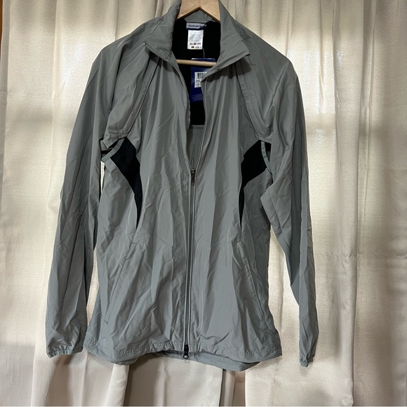 Reebok Jackets & Blazers - Women's NWT Reebok Vector Road Plus Convertible Pack-able Jacket
